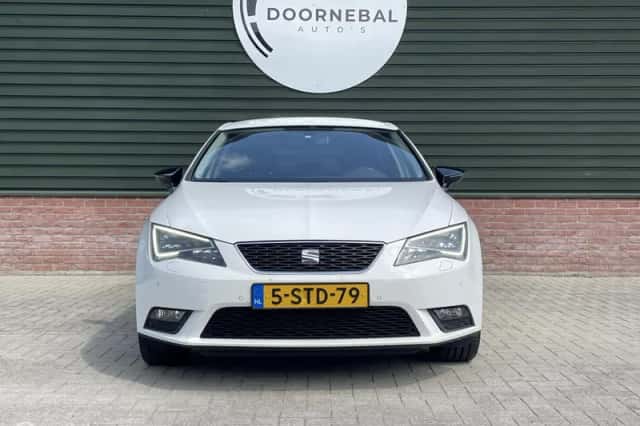SEAT Leon (2013) thumbnail 6