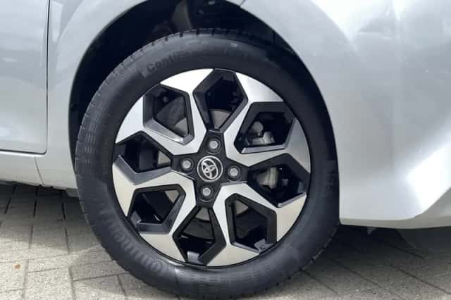 Toyota Aygo (2020) thumbnail 6