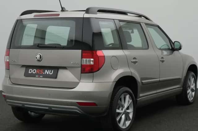 Škoda Yeti (2014) thumbnail 4