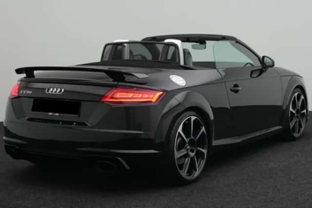 Audi TT RS (2018) thumbnail 4
