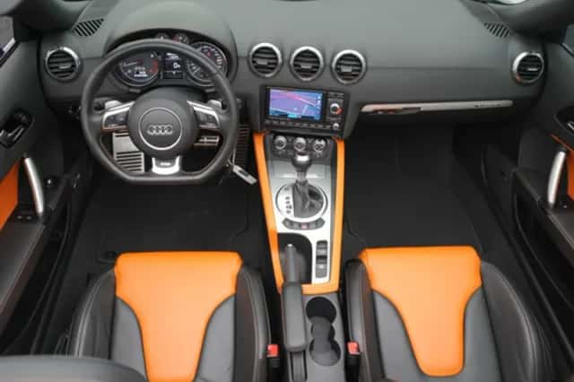 Audi Tts Roadster Exclusive (2026) thumbnail 5