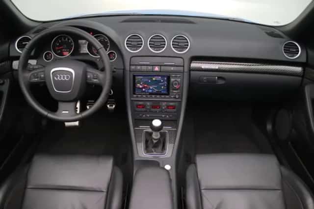 Audi RS4 (2007) thumbnail 5