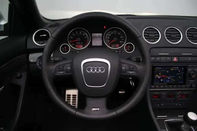 Audi RS4 (2007) thumbnail 6