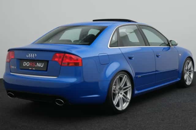 Audi RS4 (2007) thumbnail 4
