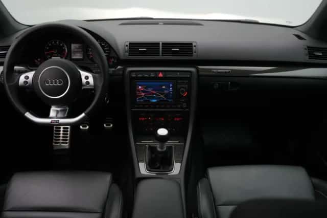 Audi RS4 (2007) thumbnail 5
