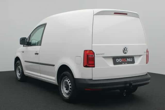 Volkswagen Caddy (2016) thumbnail 3