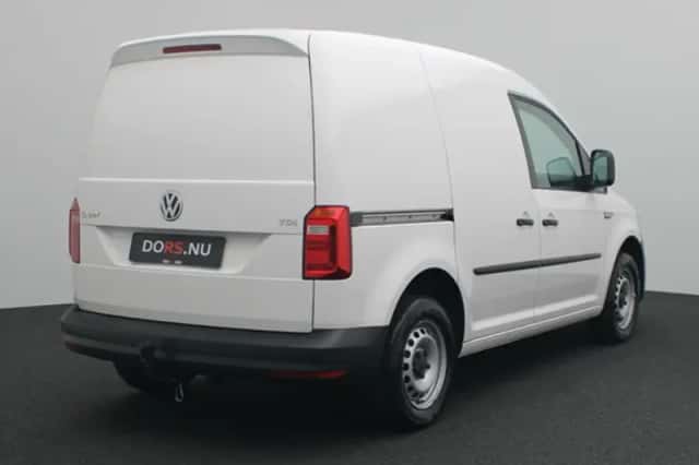 Volkswagen Caddy (2016) thumbnail 4