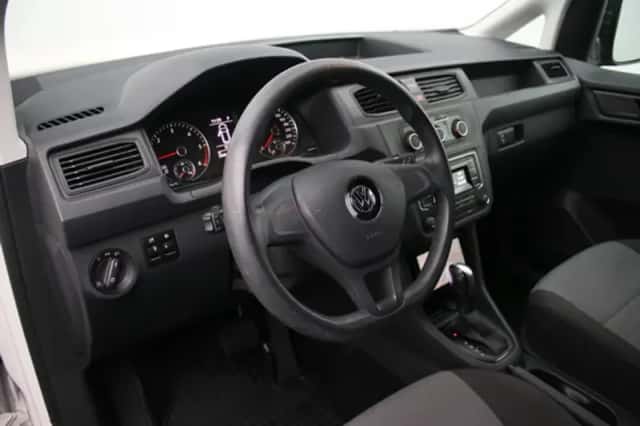 Volkswagen Caddy (2016) thumbnail 5