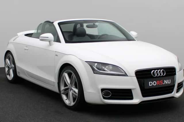 Audi TT (2011) thumbnail 6