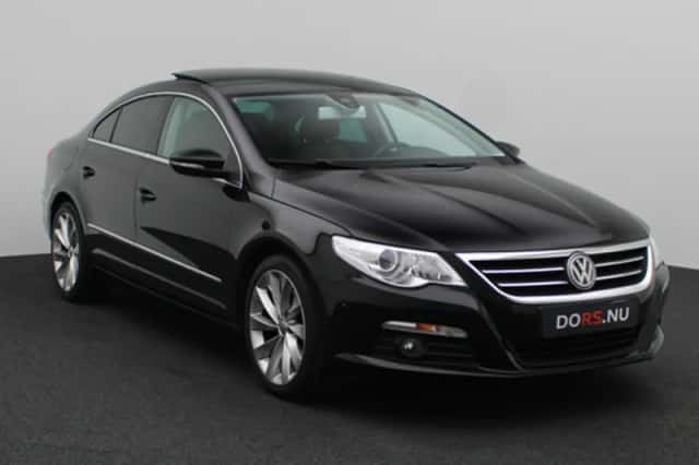 Volkswagen Passat (2009) thumbnail 2