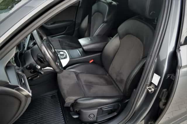 Audi A6 (2011) thumbnail 5