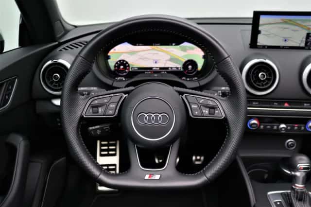 Audi S3 (2018) thumbnail 5