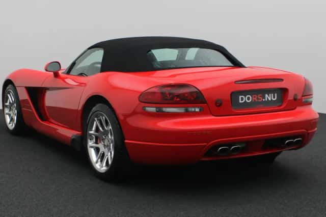 Dodge Viper SRT-10 (2005) thumbnail 3