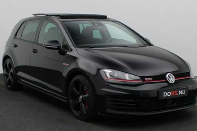 Volkswagen Golf (0) thumbnail 2
