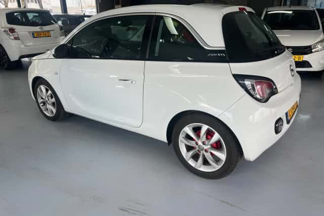 Opel Adam (2018) thumbnail 6