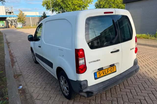 Citroën Berlingo (2011) thumbnail 6