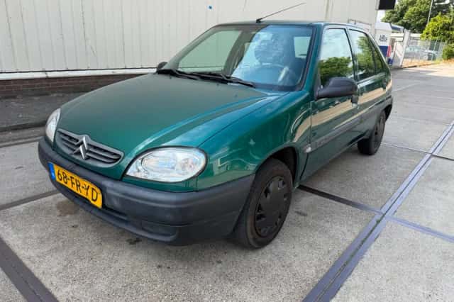 Citroën Saxo (2000) thumbnail 1