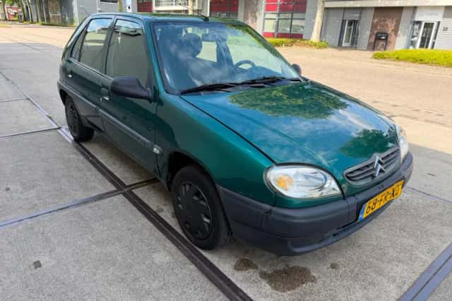 Citroën Saxo (2000) thumbnail 3