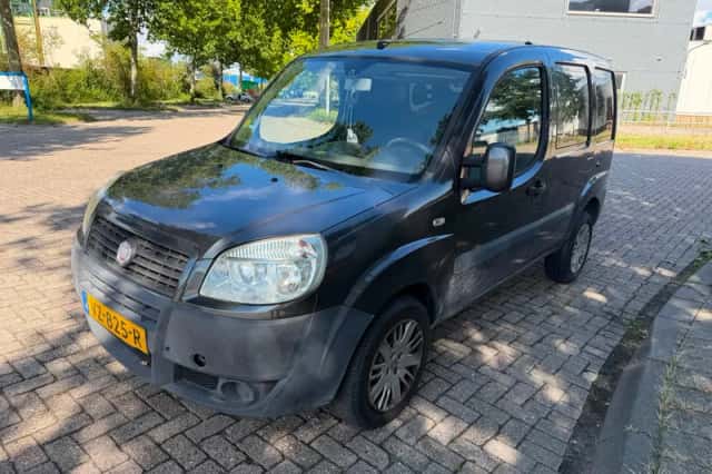 Fiat Doblò (2009) thumbnail 1