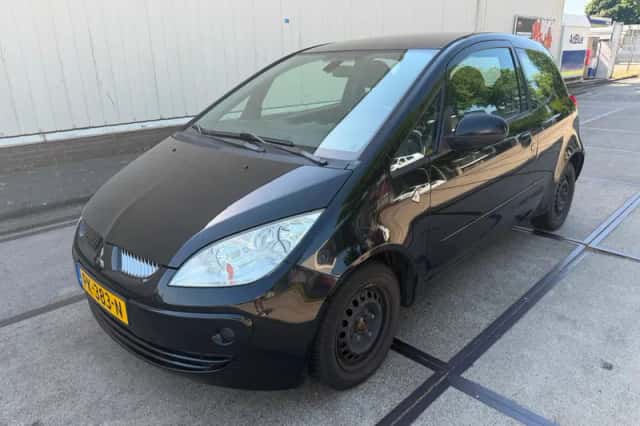 Mitsubishi Colt (2007) thumbnail 1