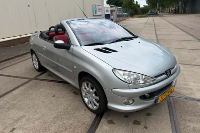 Peugeot 206 (2003) thumbnail 3