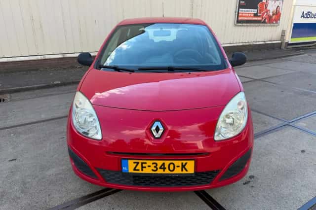 Renault Twingo (2009) thumbnail 2