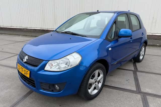 Suzuki SX4 (2006) thumbnail 1