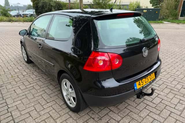 Volkswagen Golf (2008) thumbnail 6