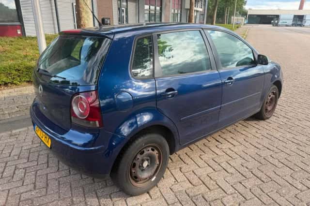 Volkswagen Polo (2007) thumbnail 4