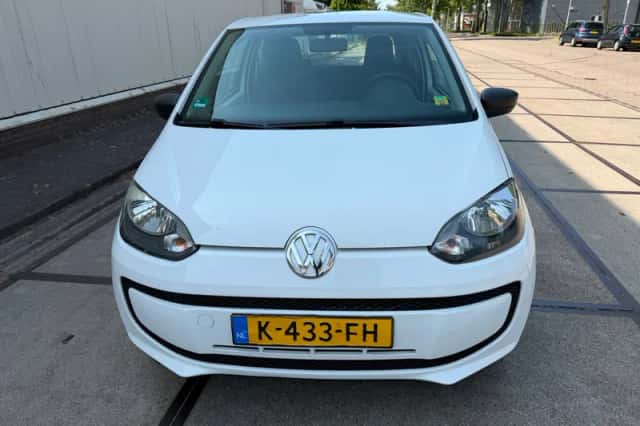 Volkswagen Up! (2014) thumbnail 2