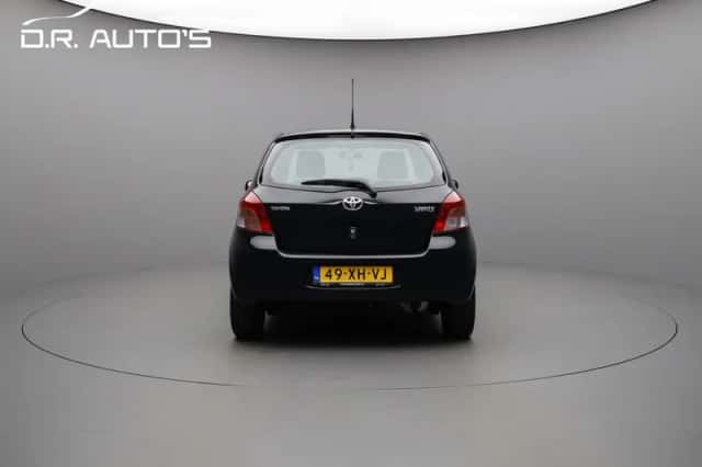 Toyota Yaris (2007) thumbnail 6
