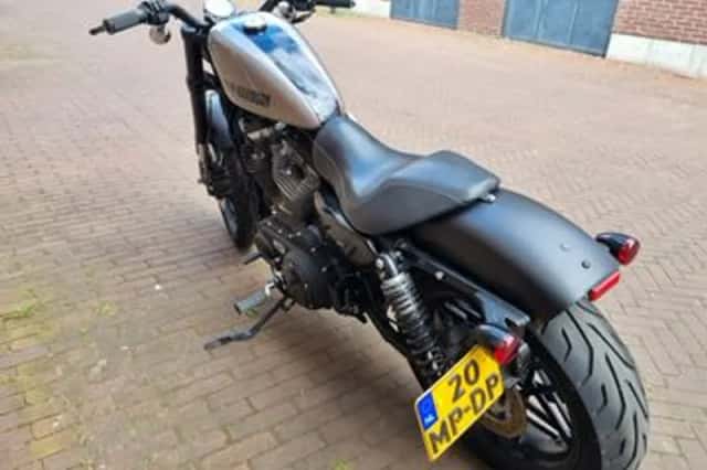 HARLEY-DAVIDSON SPORTSTER (2016) thumbnail 5