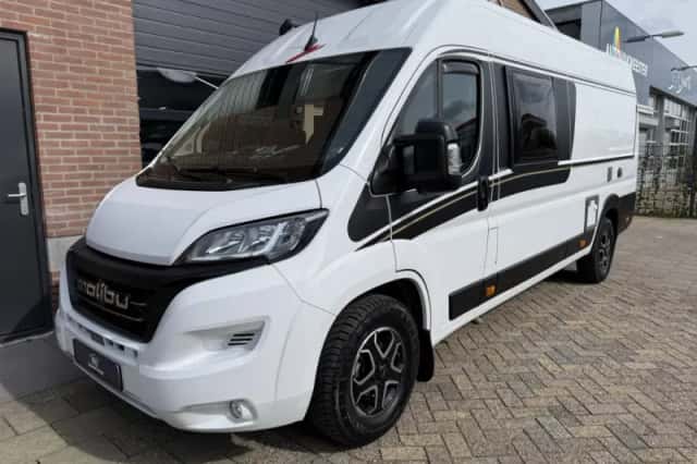 Malibu Van (2023) thumbnail 6