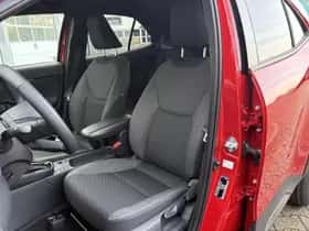 Toyota Yaris Cross (2025) thumbnail 26