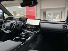 Toyota bZ4X (2024) thumbnail 18