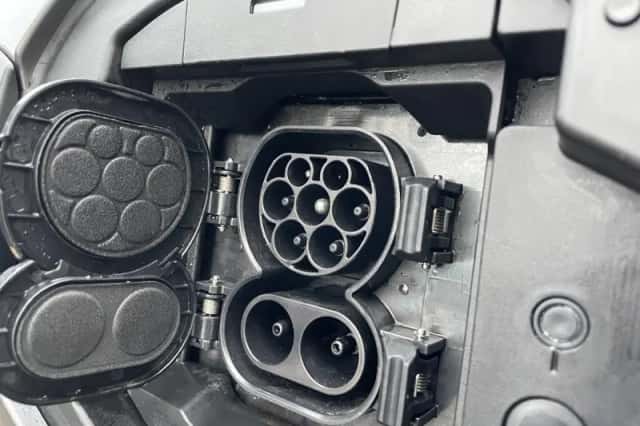 Toyota bZ4X (2024) thumbnail 32
