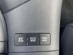 Toyota Auris (2015) thumbnail 18