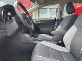 Toyota Auris (2015) thumbnail 22