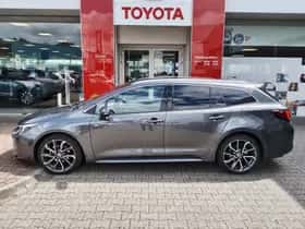 Toyota Corolla (2024) thumbnail 3