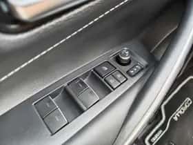 Toyota Corolla (2024) thumbnail 23