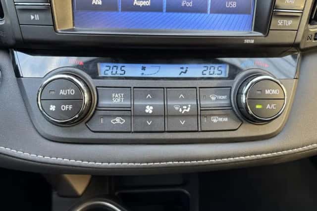Toyota RAV4 (2016) thumbnail 20
