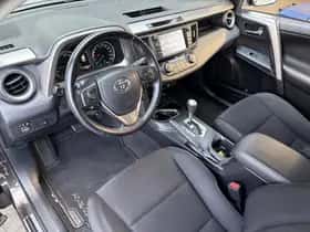Toyota RAV4 (2016) thumbnail 25