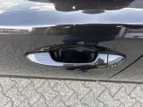 Toyota RAV4 (2016) thumbnail 33