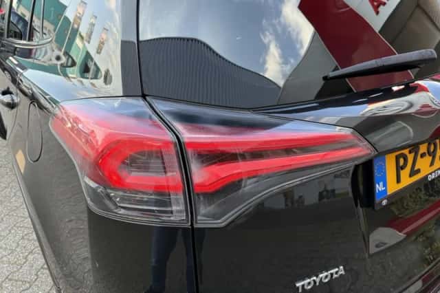 Toyota RAV4 (2016) thumbnail 34