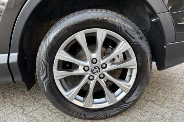 Toyota RAV4 (2016) thumbnail 35