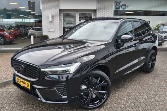 Volvo XC60 (2025) thumbnail 1