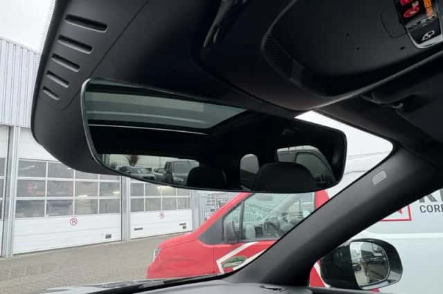 Volvo XC60 (2025) thumbnail 18