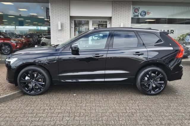 Volvo XC60 (2025) thumbnail 3