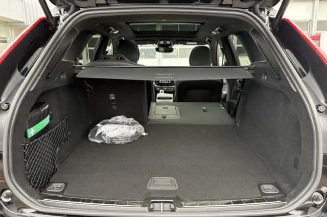 Volvo XC60 (2025) thumbnail 41