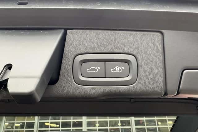 Volvo XC60 (2025) thumbnail 42